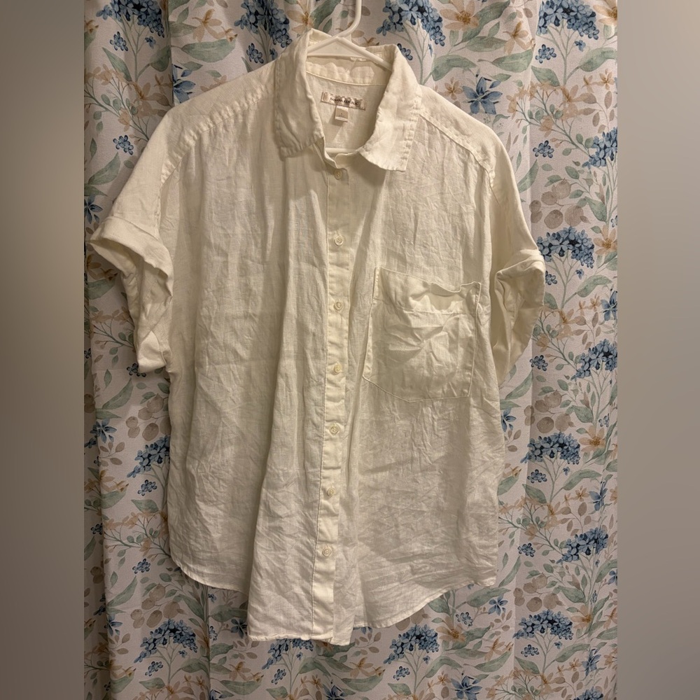 Banana Republic linen button down shirt